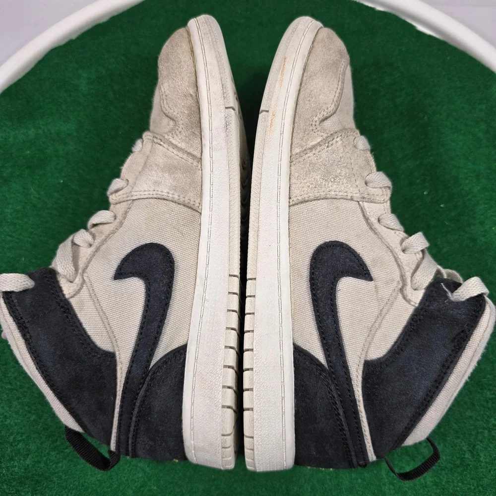 Nike Air Jordan 1 Mid Shoes‎ Kids 3Y Light Bone Metallic Gold 640734-023  Suede